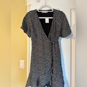 Abercrombie and Fitch Tie up Apron Dress
